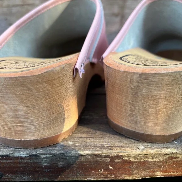Cute Pink Leather Clogs - Picture 7 of 7
